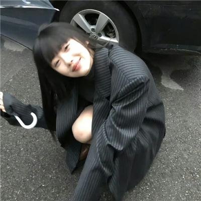我的同桌是校花